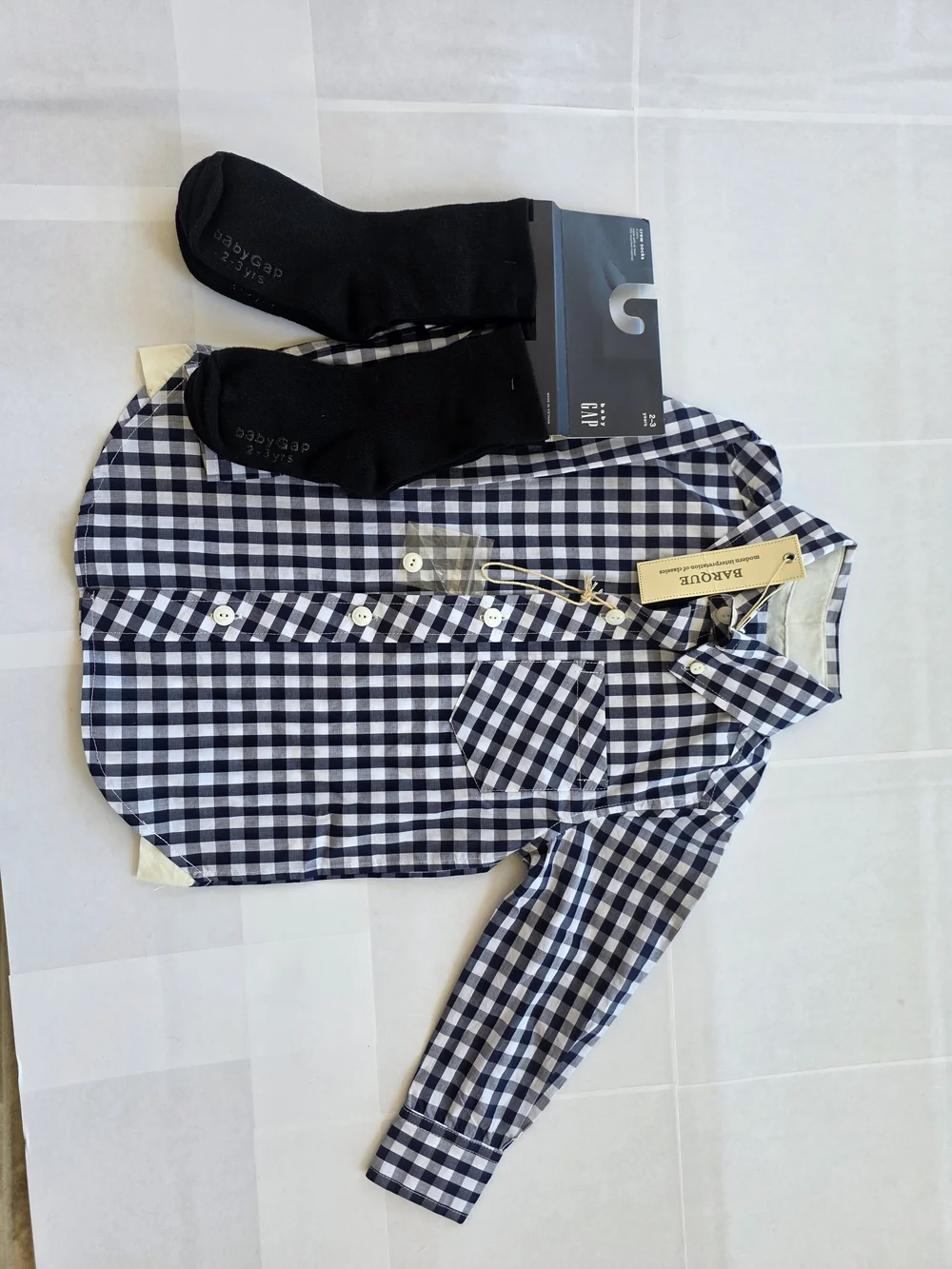 NWT 3T Navy & White Gingham Shirt with Black Socks by Gap